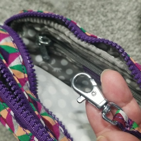 Super Cute Kipling Crossbody In Retired Kaleidoscope Triangle Pattern - Picture 11 of 12